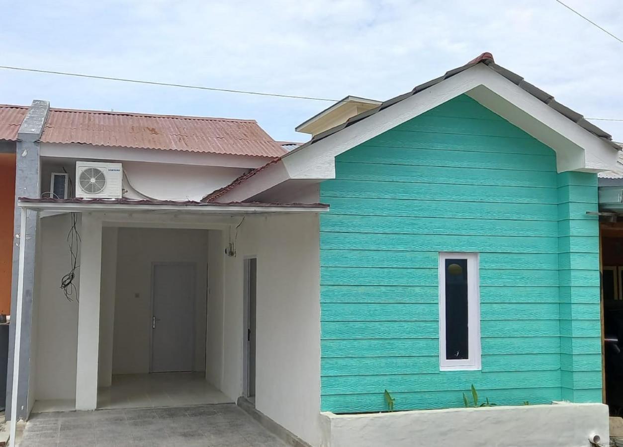 Oyo 90974 Homestay Golo Koe Sejahtera ลาบวนบาโจ ภายนอก รูปภาพ