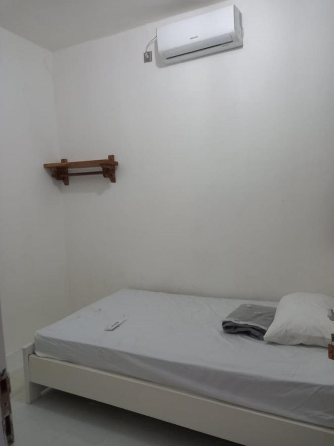 Oyo 90974 Homestay Golo Koe Sejahtera ลาบวนบาโจ ภายนอก รูปภาพ