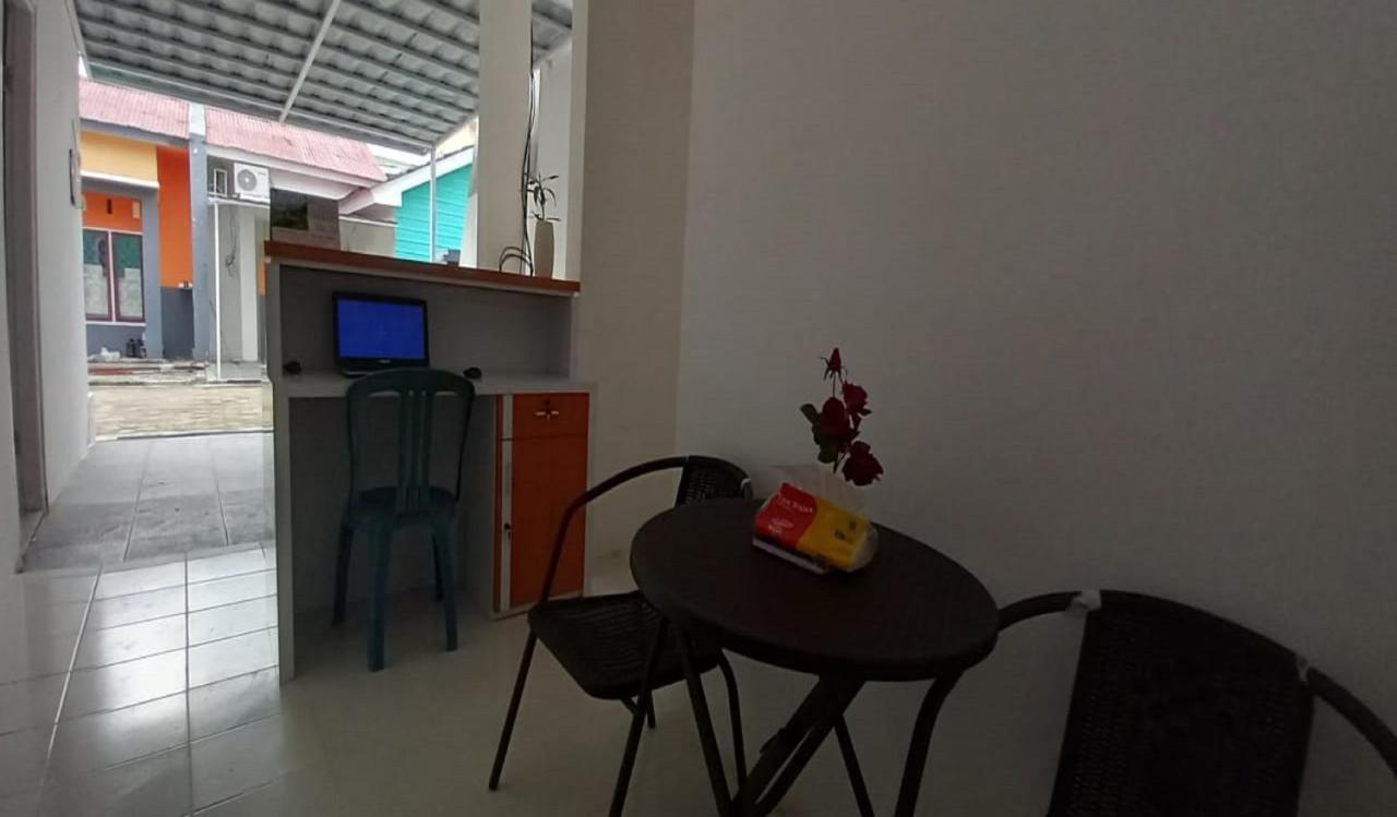 Oyo 90974 Homestay Golo Koe Sejahtera ลาบวนบาโจ ภายนอก รูปภาพ