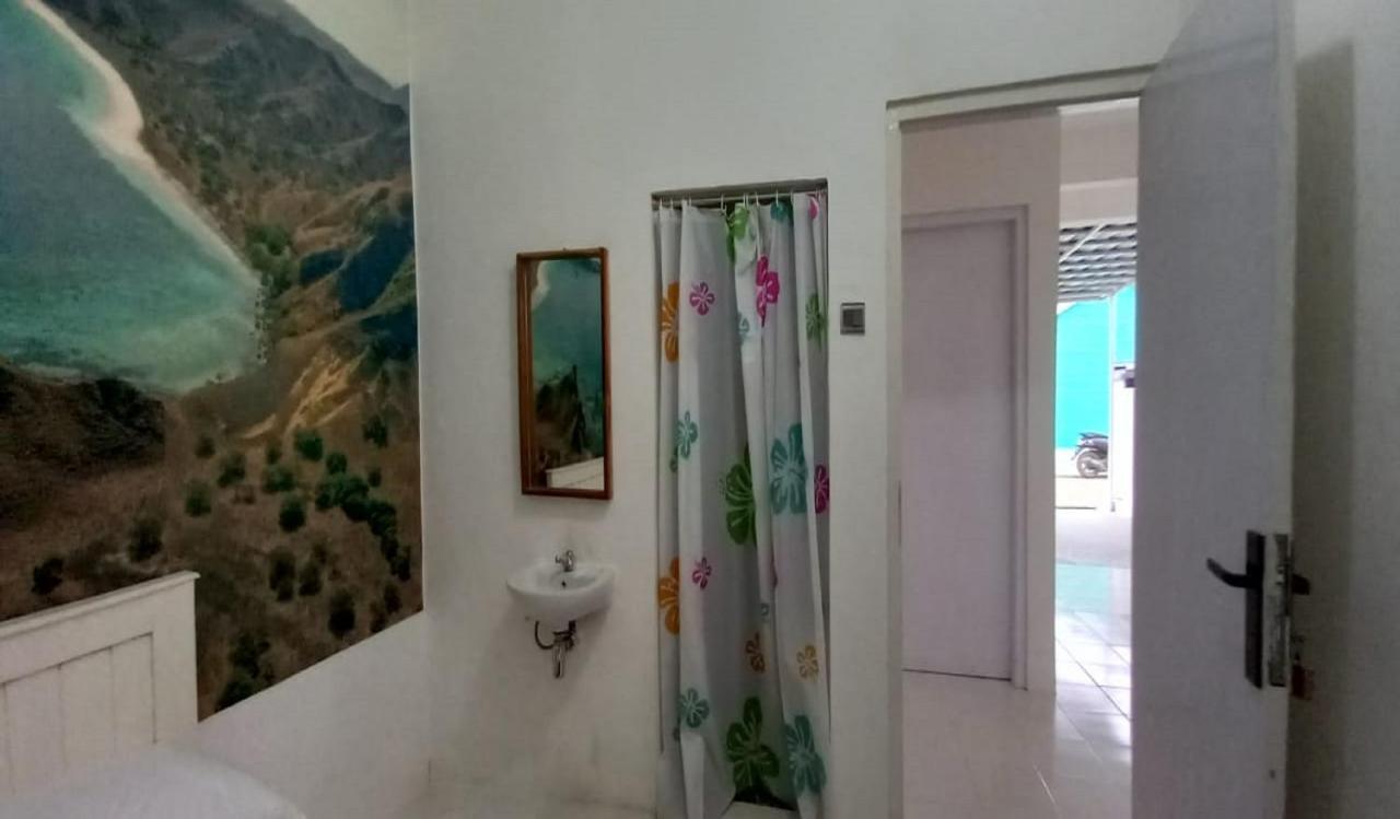 Oyo 90974 Homestay Golo Koe Sejahtera ลาบวนบาโจ ภายนอก รูปภาพ